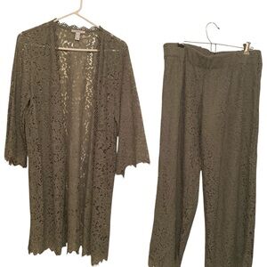 Dressy Isaac Mizrahi Live! Lace Pants Set